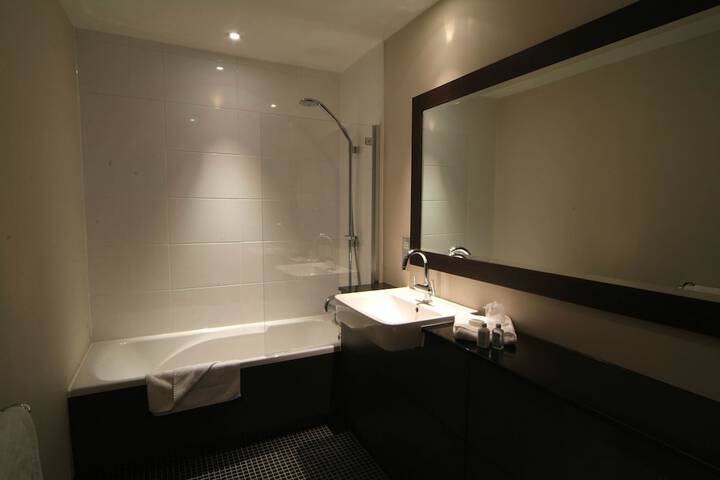 Clean Restrooms