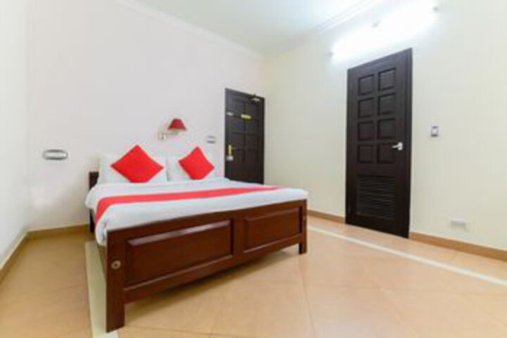 Room 16 of 24