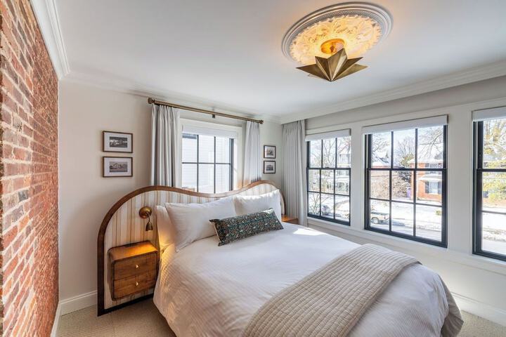 Image of The Francis Hotel & Suites