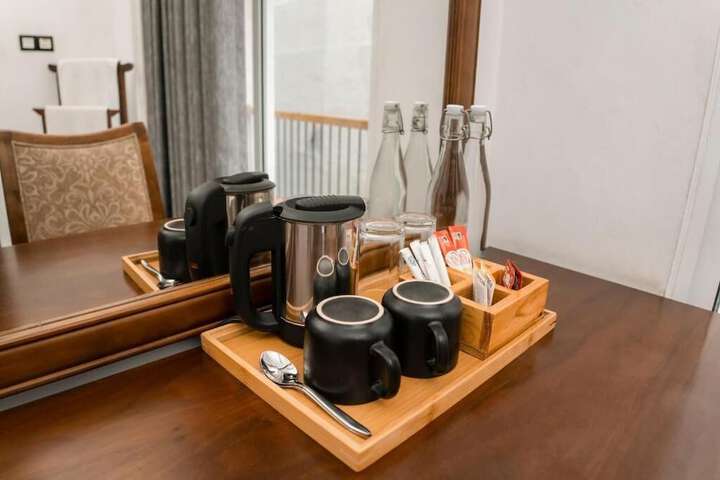 Breakfast/Coffee Service 19 of 36
