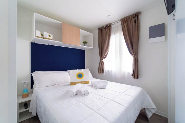 Room 16 of 97