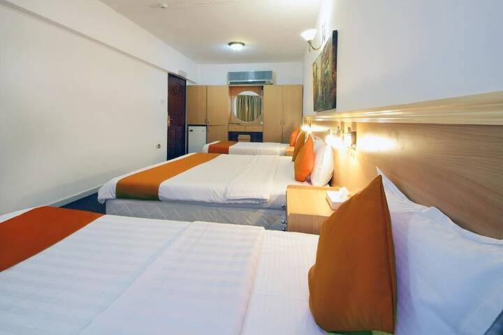 Room 15 of 39