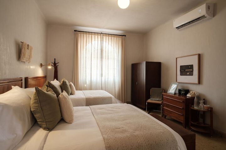 Room 19 of 222