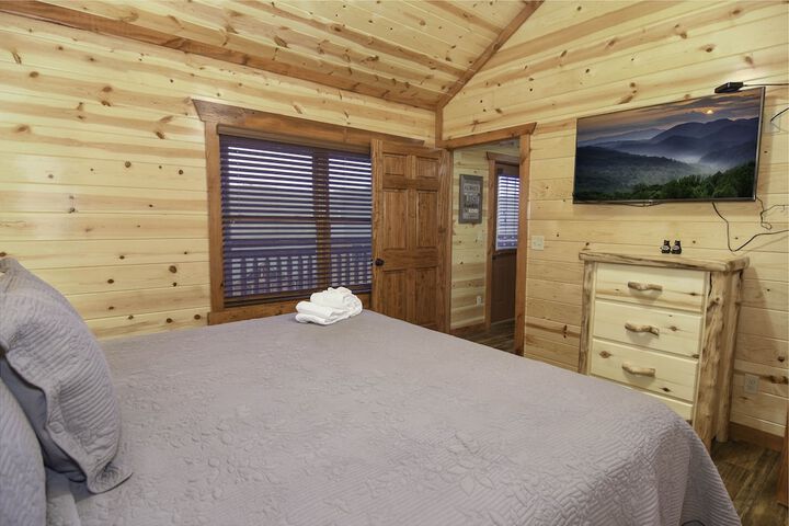 Room 3 of 42