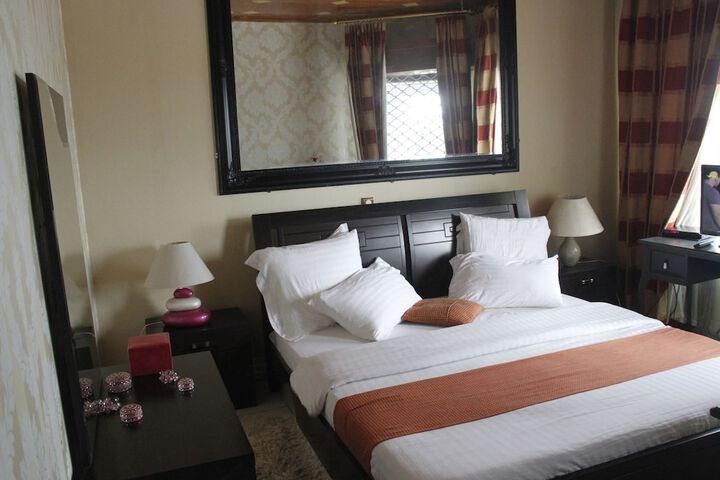 Room 6 of 26