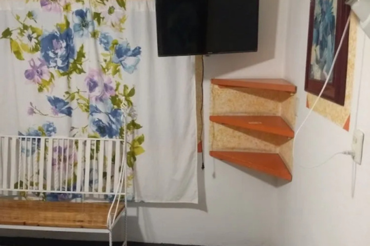 Room 14 of 20