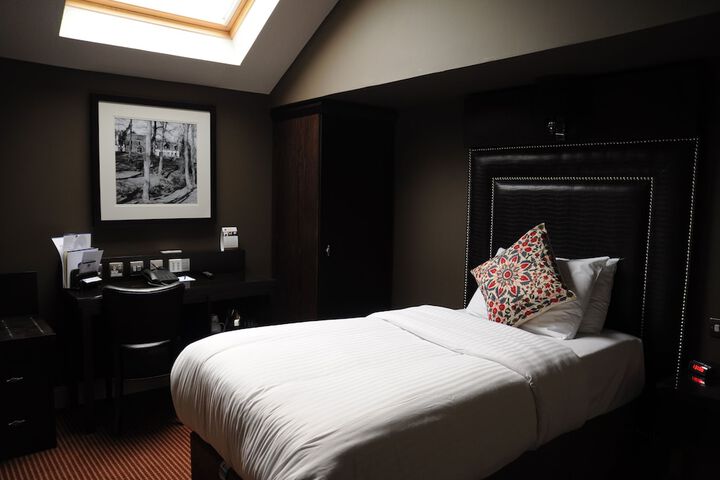 Room 21 of 68