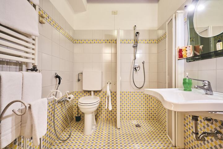 Clean Restrooms