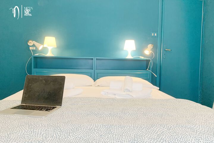 Room 43 of 118