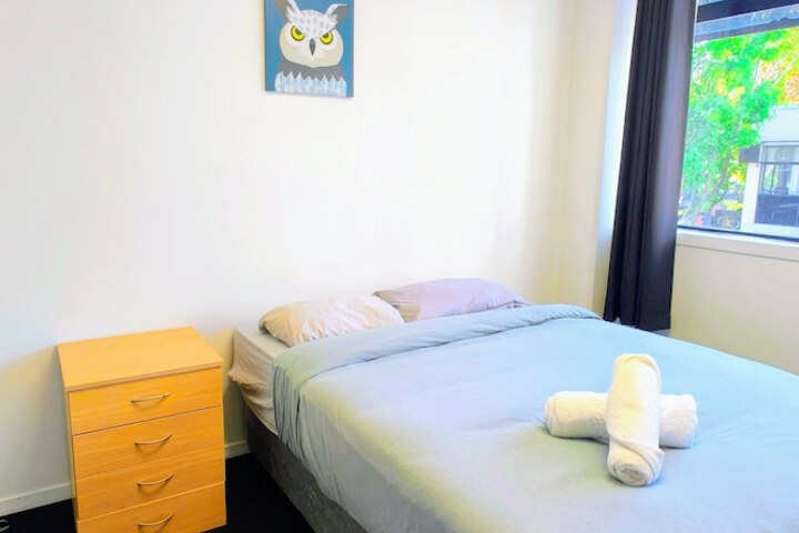 Room 11 of 23