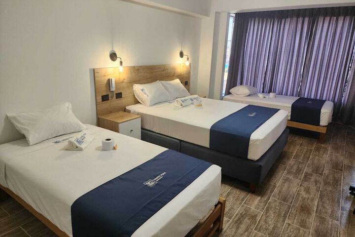 Room 21 of 35