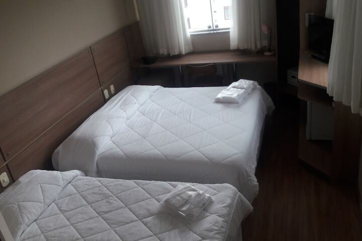 Room 7 of 36