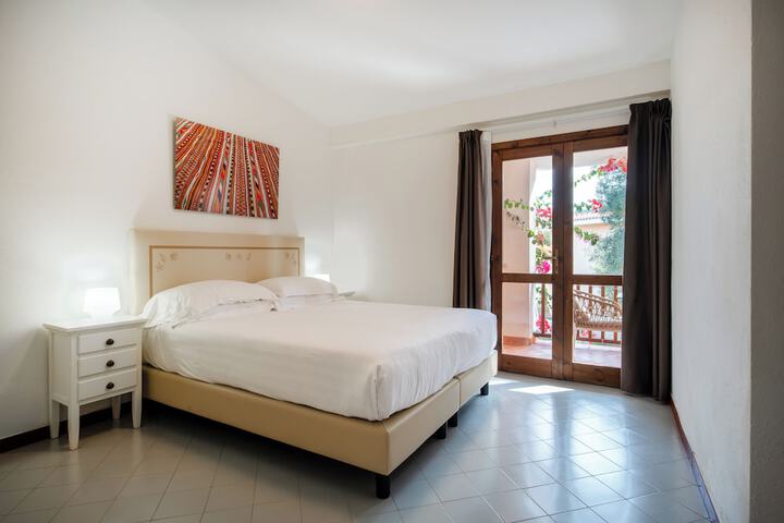 Room 10 of 65