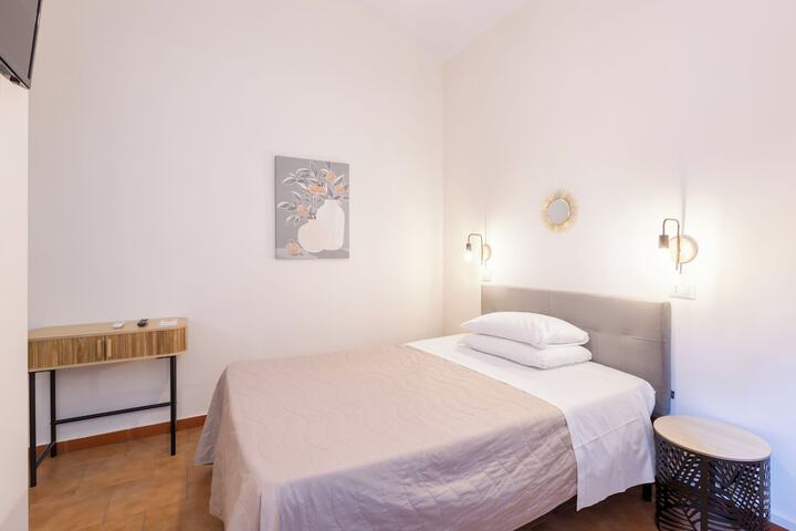 Room 14 of 34