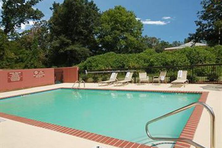 Pool 6 of 7