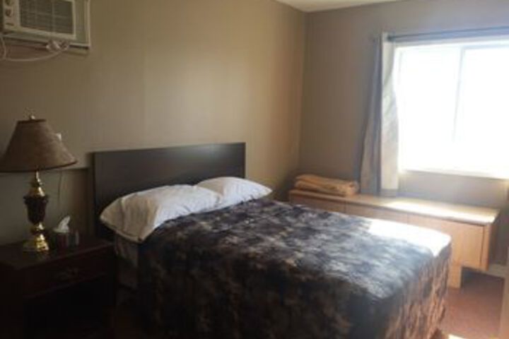 Room 13 of 29