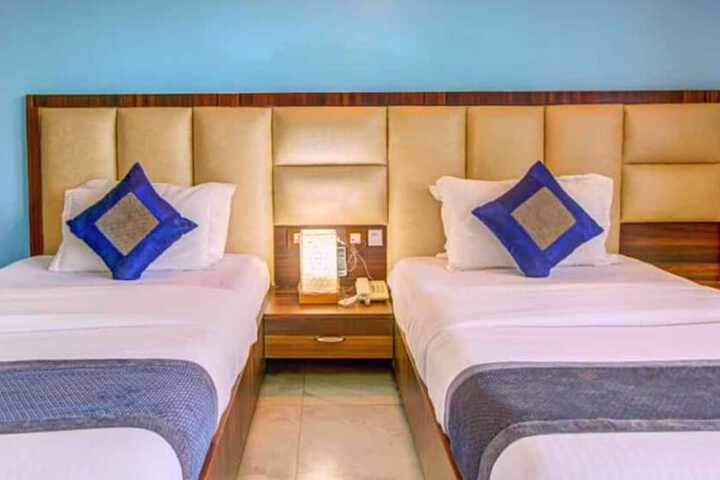 Room 2 of 19