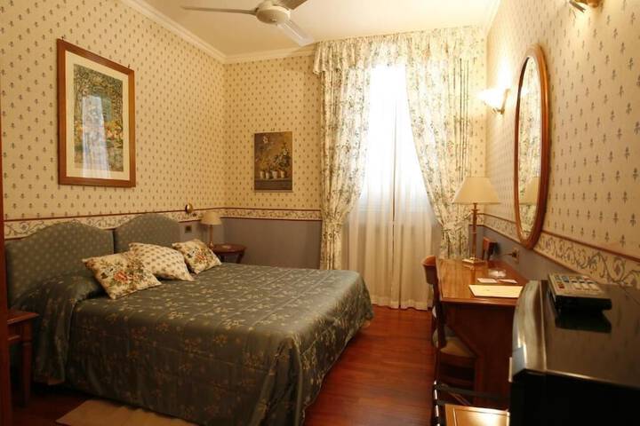 Room 15 of 58