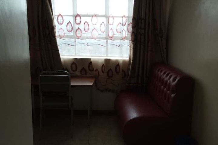 Room 13 of 25