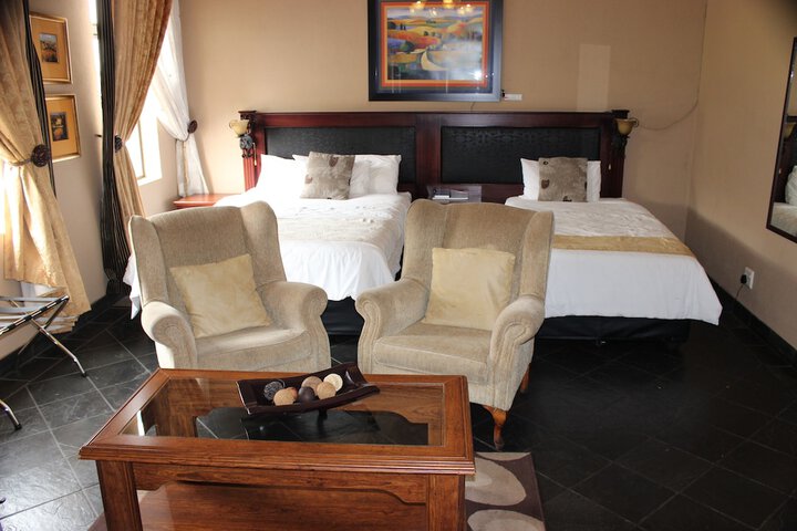 Room 6 of 56