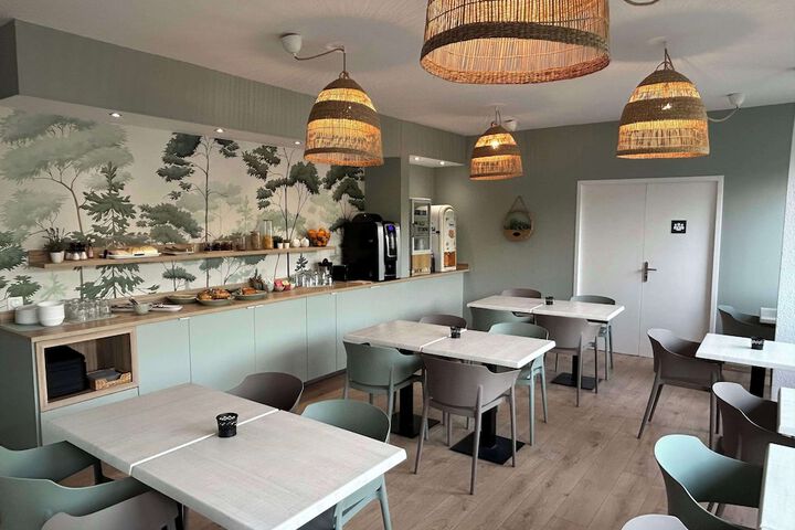 Breakfast area