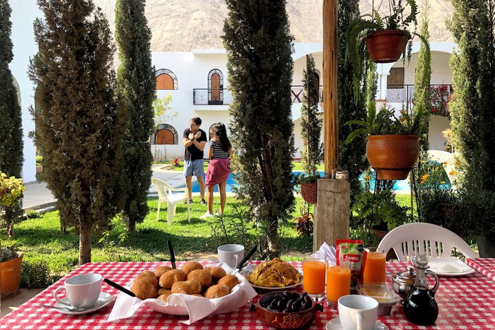 Breakfast/Coffee Service 107 of 134