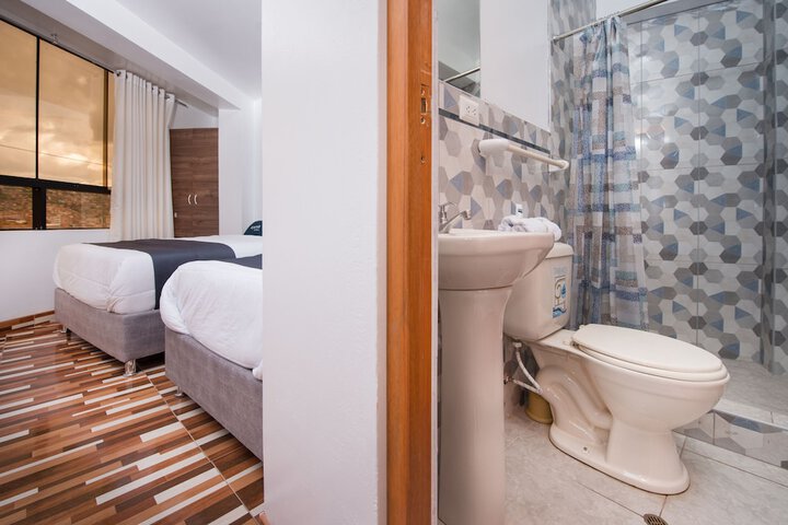 Room 28 of 32