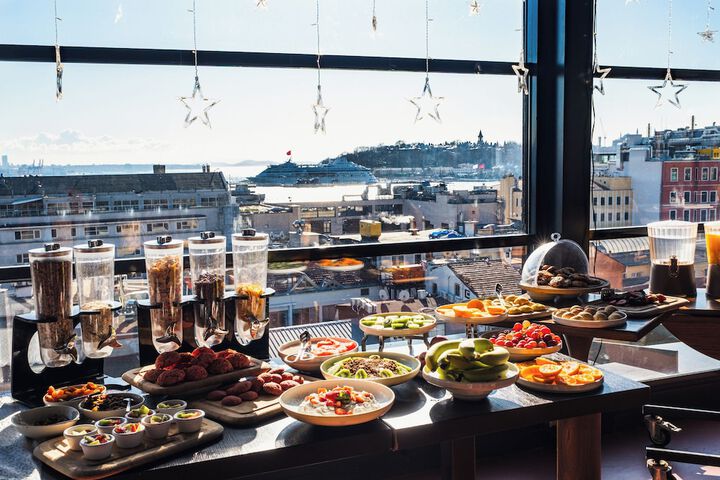 Dining 52 of 78