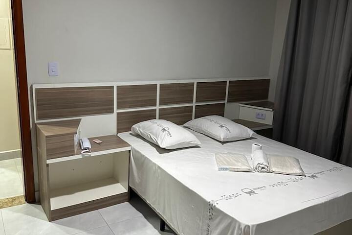 Room 4 of 23
