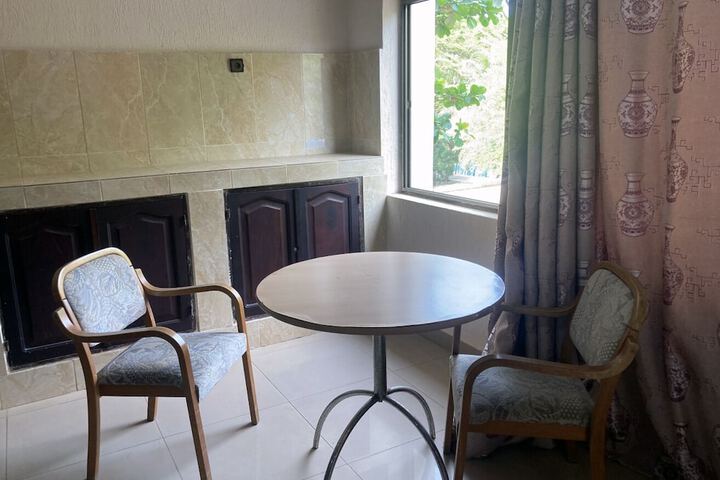 Room 10 of 41