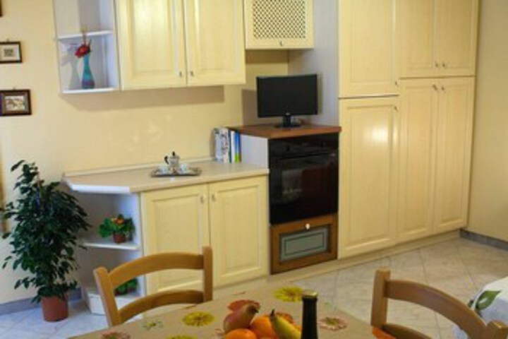 Room 10 of 20