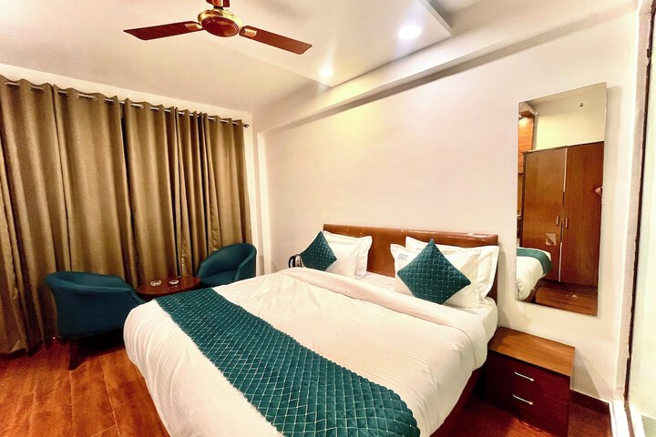 Room 27 of 55