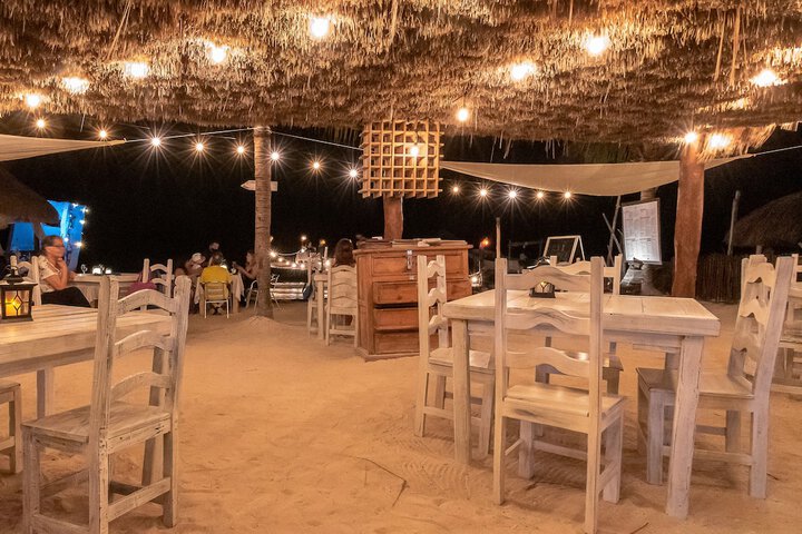 Dining 85 of 125