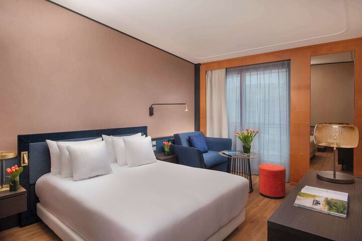 Room 21 of 58