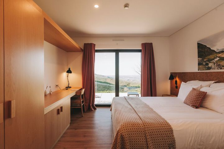 Room 40 of 181