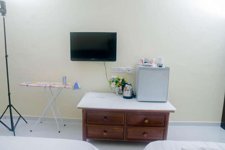 Room 12 of 52