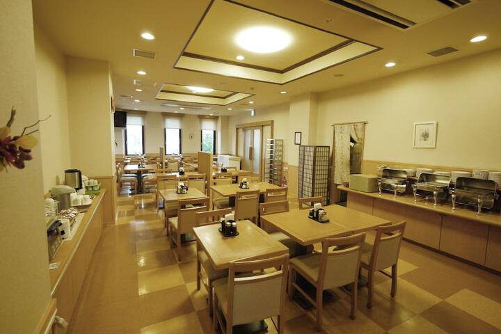 Dining Photos