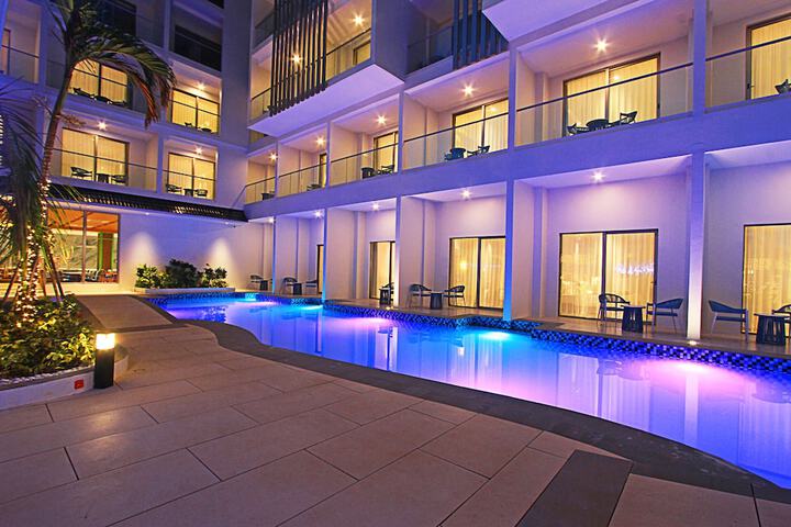 Pool 44 of 62