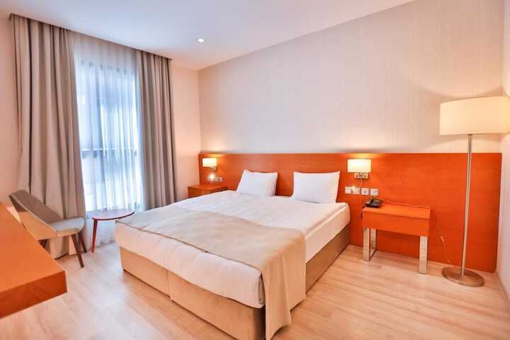 Room 5 of 29