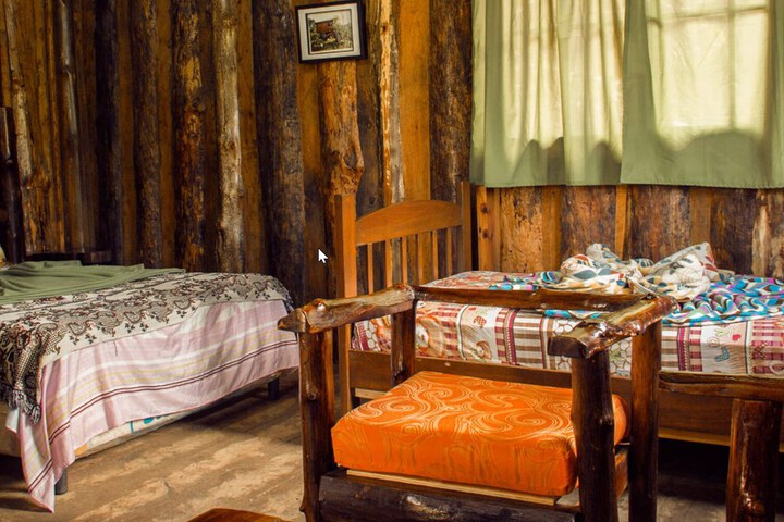 Room 6 of 53
