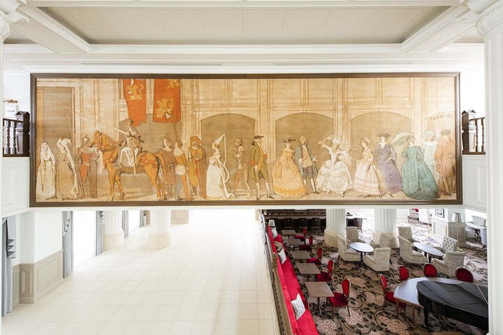 Guest Lobby