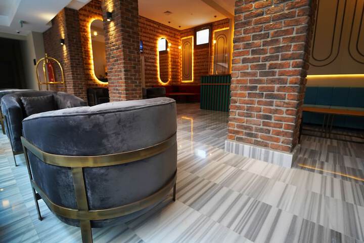 Hotel Interior 6 of 110