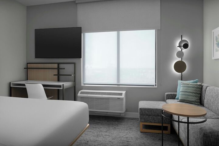 Room 12 of 36