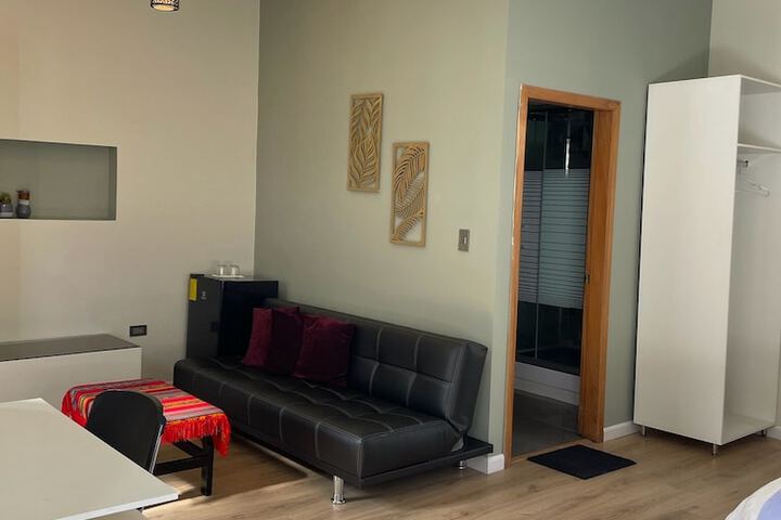 Room 13 of 37