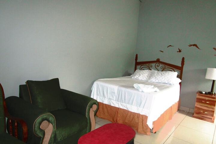 Room 13 of 31