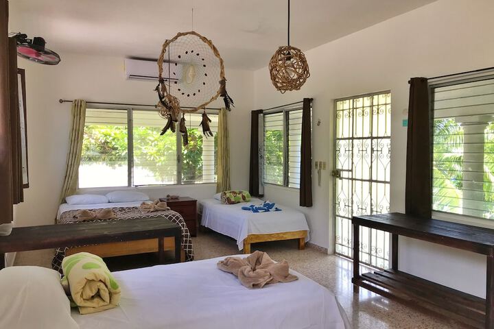 Room 8 of 22