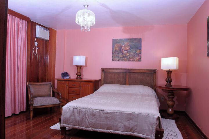 Room 22 of 42