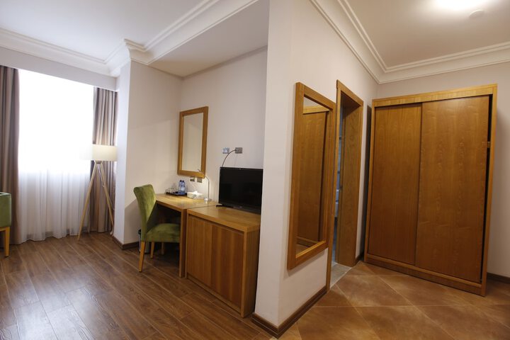 Room 18 of 56