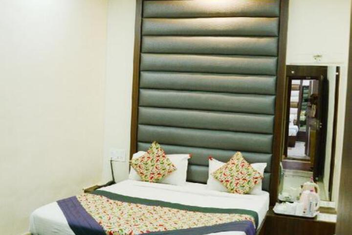 Hotel Hari Palace