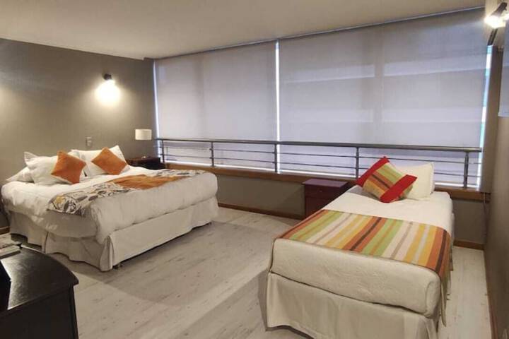 Room 9 of 28